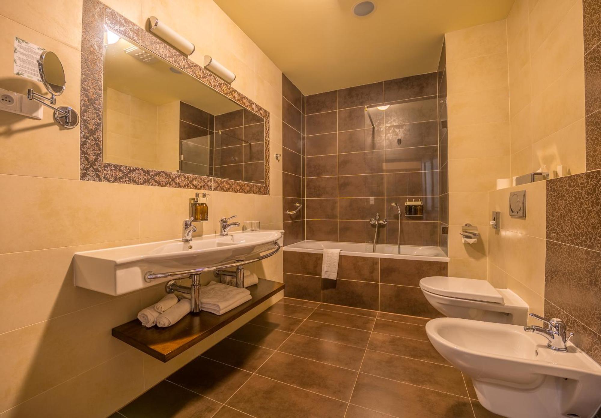 Aplend Wellness Hotel Borovica Strbske Pleso Exterior photo